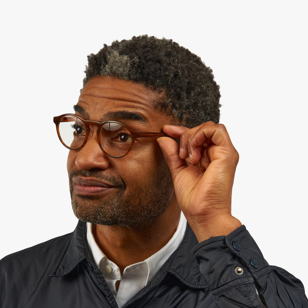 Men's Morgan Shiny Walnut Blauw licht filter brillen - Luxreaders.be